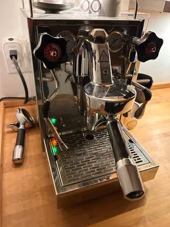 ECM Mechanika Slim Prosumer Espresso Machine