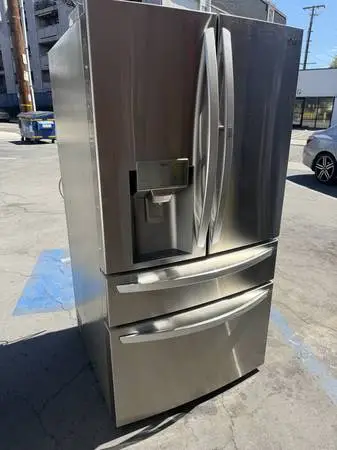 LG ThinQ four doors stainless steel refrigerator 36w