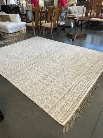Cream & Tan Woven Rug W/ Fringe- 78 X 99