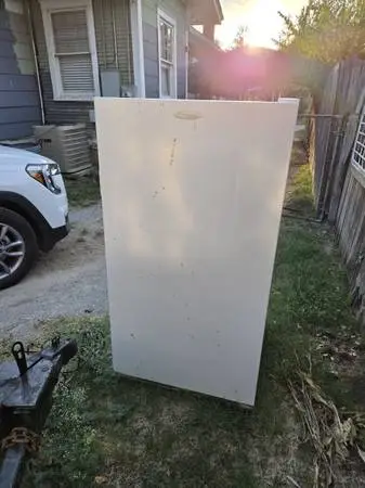 Upright freezer