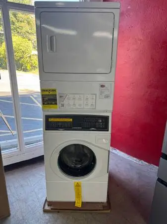 GAAV - NEW SPEED QUEEN SF7008WE STACK UNIT - 5 YEAR WARRANTY