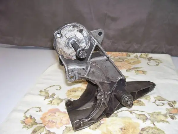 1988-1995 GMC Chevy A/C Compressor Pancake Bracket