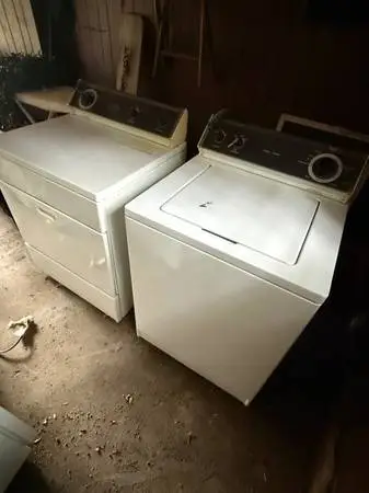 Old Whirlpool Washer & Dryer Combo (working) gas