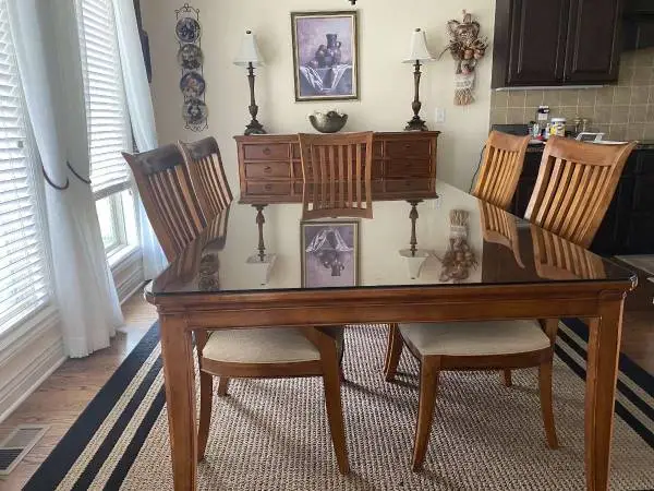 Thomisville Dining Set