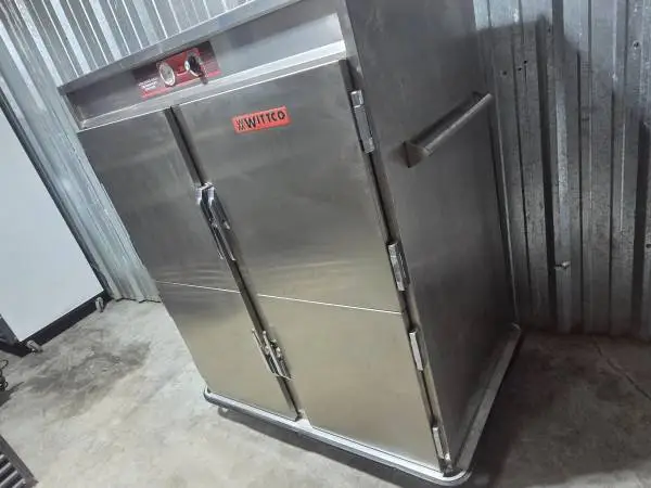 WITTCO  WARMER  AND TRANSPORTER  FREE DELIVERY