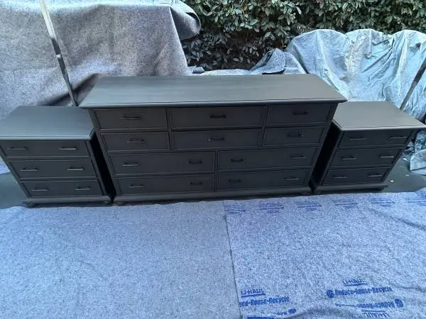 QUALITY 3 PC BEDROOM SET CAN DELIVER LOCAL IF NEEDED