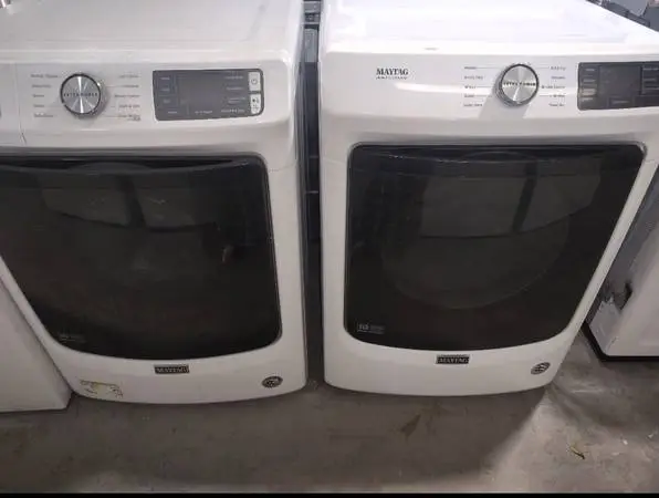 Washer and dryer set Maytag