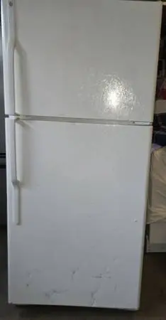 GE refrigerator freezer 29.5 inches wide