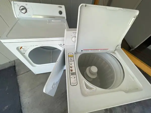 Washer & Dryer Set