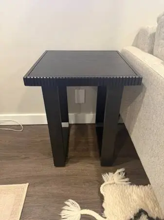 Urbana 18 Mango End Table
