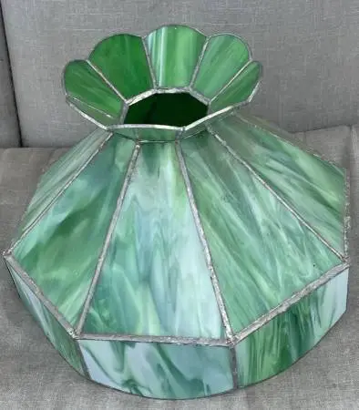 Tiffany lamp shade