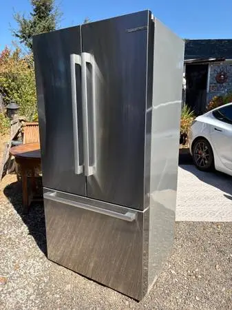 Bosch 800 Series Stainless French Door Refrigerator