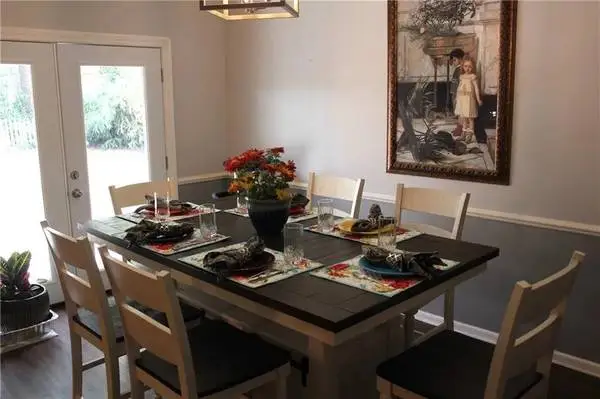 Counter Height Dining Set