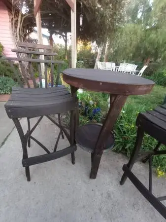 WINE BARREL BISTRO SET