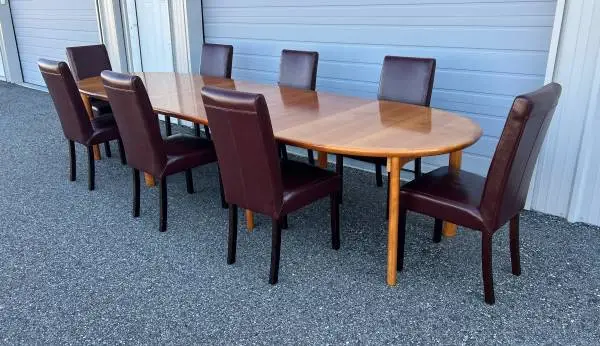 Still More Conference Room / Office Furniture at Creative Bargains