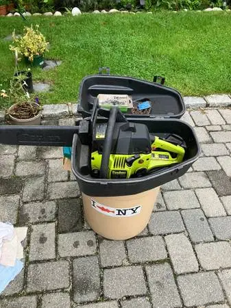 16” POULAN gas chainsaw