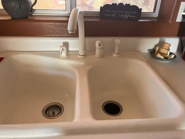 Kohler Cast Iron Kitchen Sink and Faucet