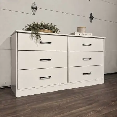 White 6-Drawer Dresser, Perfect for Bedroom or Nursery
