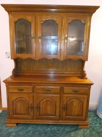 Kincaid Oak China Cabinet