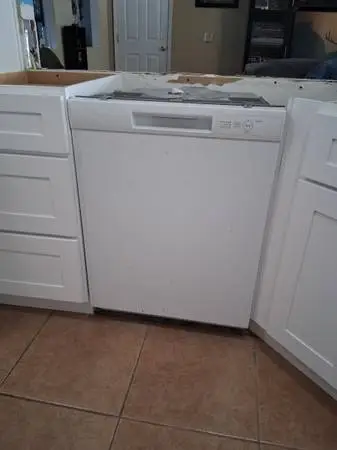 Hotpoint Dishwasher