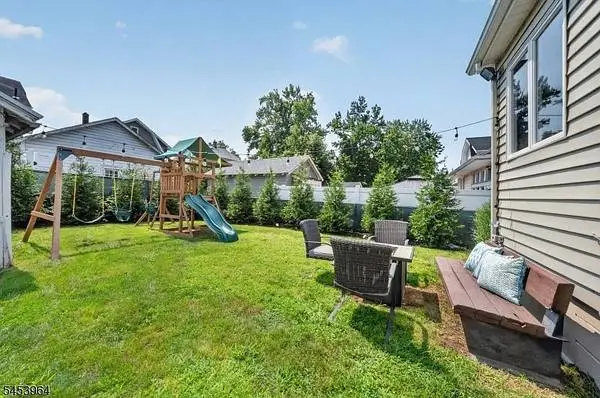 Outdoor Dining Table and 4 Chairs