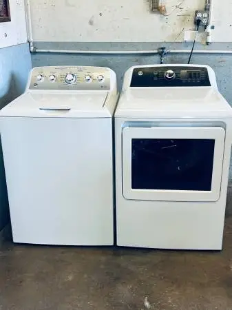 GE SUPER CAPACITY WASHER AND ELECTRIC DRYER