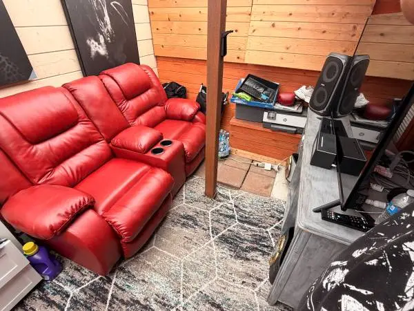 Recliner sofa red leather