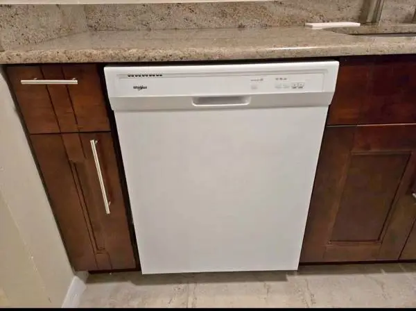 24”  white dishwasher