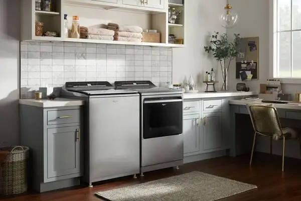WIRLPOOL Washer and Dryer NEW